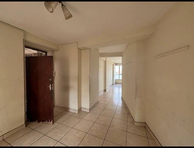 2 BEDROOM APARTMENT FOR SALE IN ESPLANADE